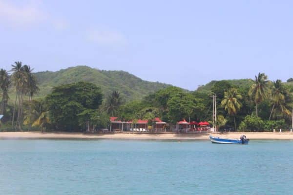 ilha-da-providencia-e-Santa-Catalina