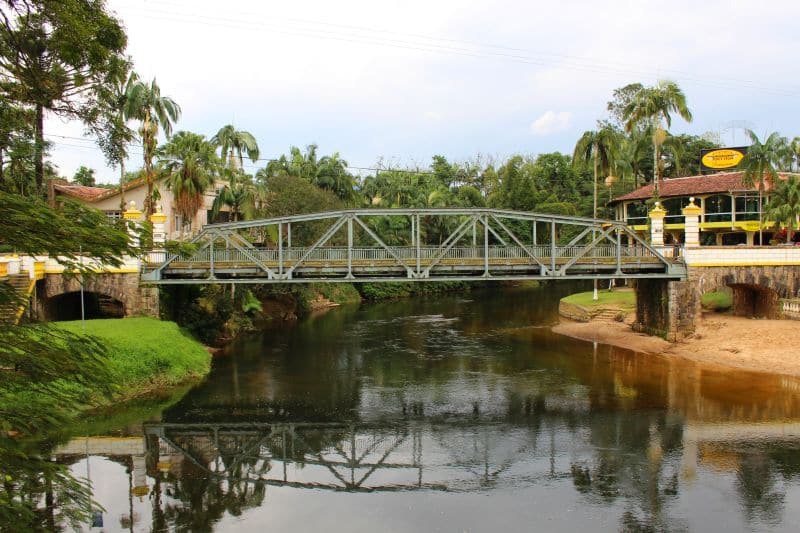 Trem-de-luxo-Litorina-Serra-Verde-Express