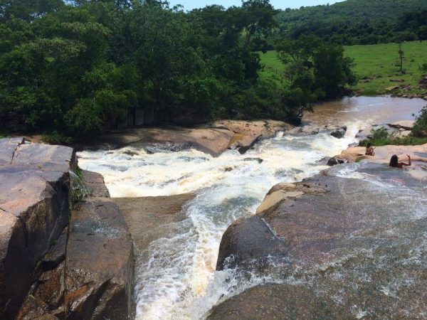 Cachoeira dos Adautos em Orizona