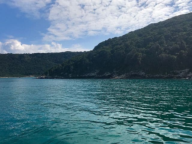 passeio de barco em Arraial do Cabo