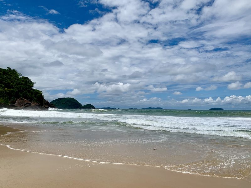 as 05 melhores praias de Ubatuba