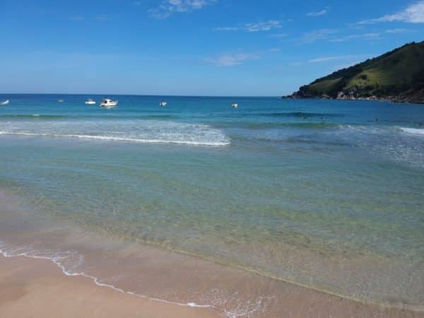 melhores praias em Ilhabela