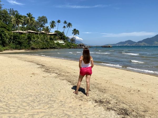 melhores praias em Ilhabela